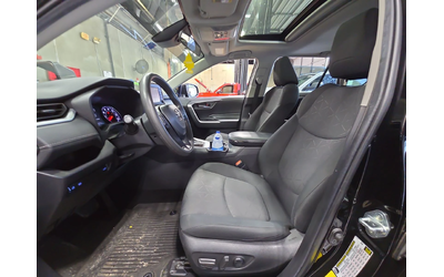 Toyota Rav4 2021 XLE* DISTRONIK* LANE ASSIST* KEYLESS* ПОДГРЕВ - автомобили, коли, обяви за нови и употребявани 8