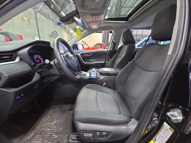 Toyota Rav4 2021 XLE* DISTRONIK* LANE ASSIST* KEYLESS* ПОДГРЕВ - автомобили, коли, обяви за нови и употребявани 8