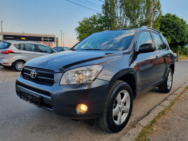 Toyota Rav4 2, 200D4D EURO5 - автомобили, коли, обяви за нови и употребявани 3
