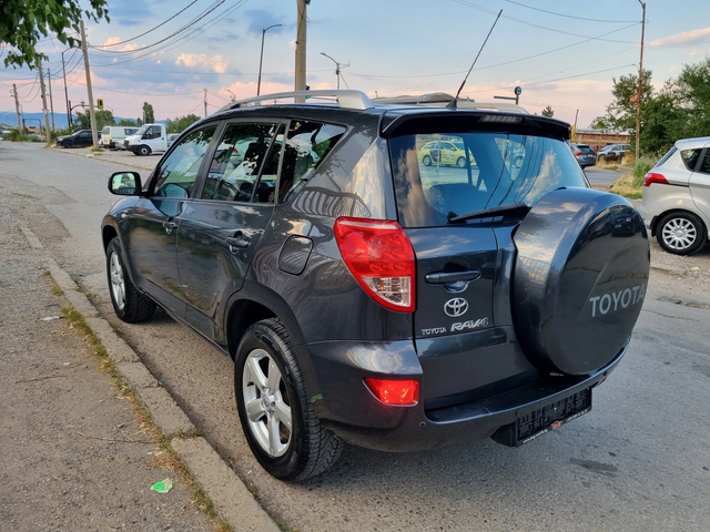 Toyota Rav4 2, 200D4D EURO5 - автомобили, коли, обяви за нови и употребявани 4