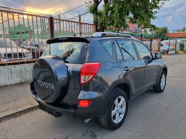 Toyota Rav4 2, 200D4D EURO5 - автомобили, коли, обяви за нови и употребявани 6