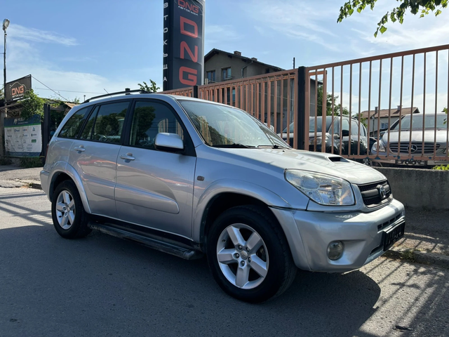Toyota Rav4 2, 000d4d EURO4 - автомобили, коли, обяви за нови и употребявани 0