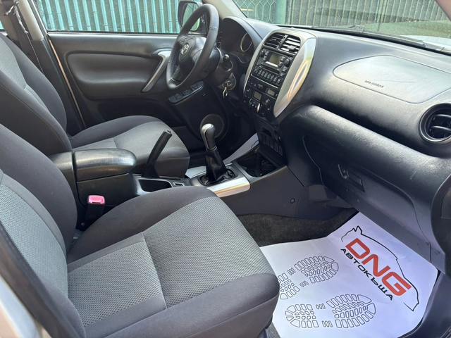 Toyota Rav4 2, 000d4d EURO4 - автомобили, коли, обяви за нови и употребявани 8