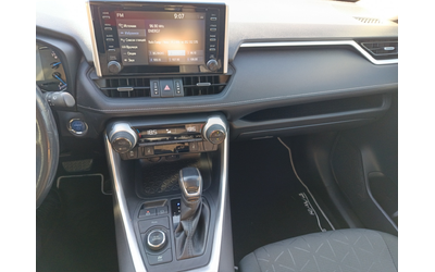 Toyota RAV4 - автомобили, коли, обяви за нови и употребявани 10