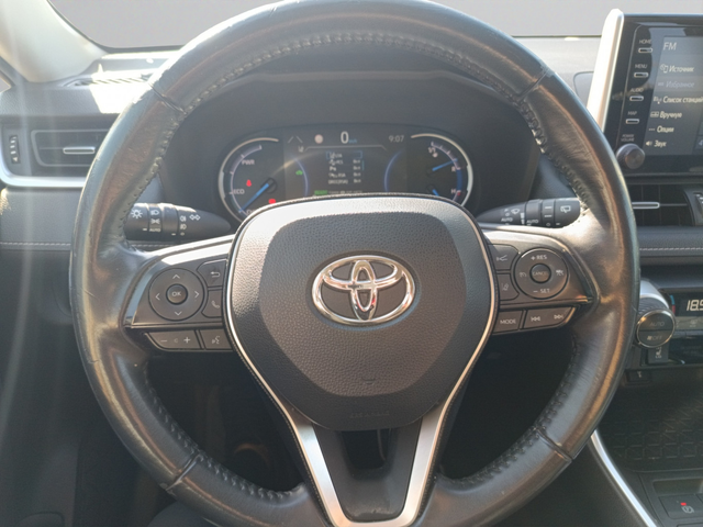 Toyota RAV4 - автомобили, коли, обяви за нови и употребявани 9