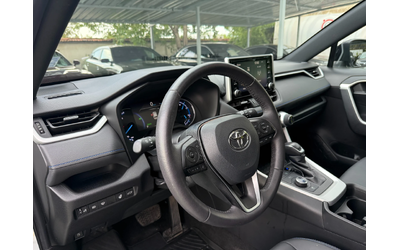 Toyota Rav4 XSE HYBRID AWD - автомобили, коли, обяви за нови и употребявани 10
