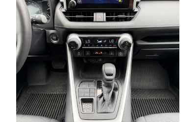 Toyota Rav4 XLE - автомобили, коли, обяви за нови и употребявани 15