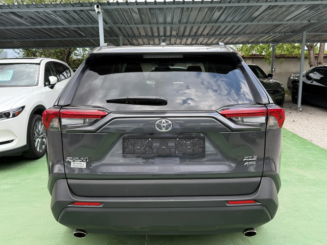 Toyota Rav4 XLE - автомобили, коли, обяви за нови и употребявани 4
