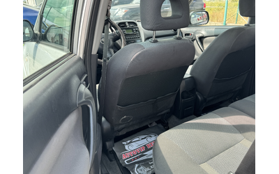 Toyota Rav4 2.0D - автомобили, коли, обяви за нови и употребявани 9