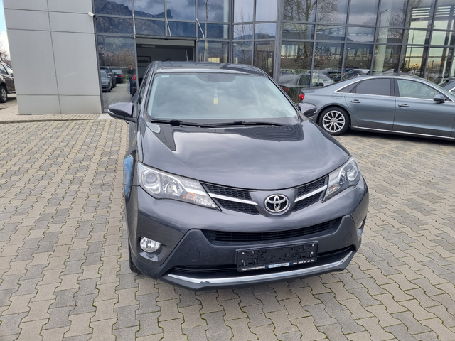 Toyota Rav4 2.2D-150ps 4x4 АВТОМАТИК - автомобили, коли, обяви за нови и употребявани 0