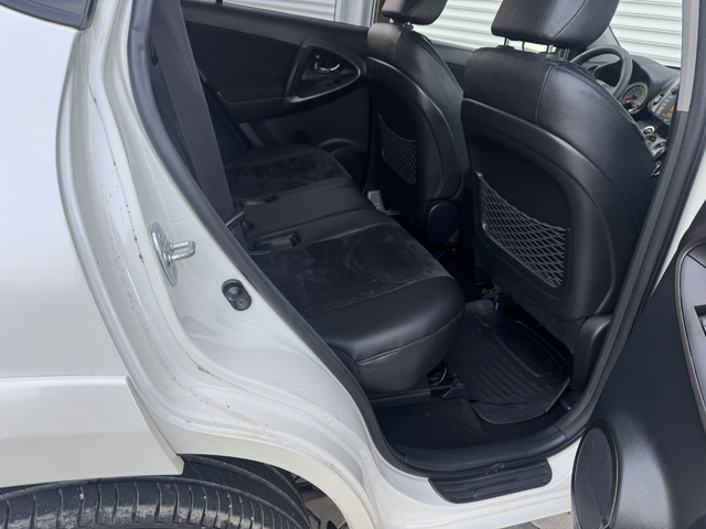 Toyota Rav4 2,2D4D 4x4,150ps,авто,нави,камера,темпо,мулти,евро5 - автомобили, коли, обяви за нови и употребявани 11