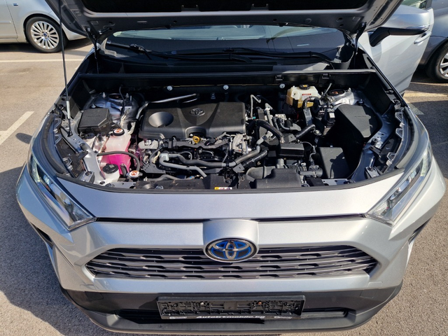 Toyota Rav4 2.5 Hybrid - автомобили, коли, обяви за нови и употребявани 7