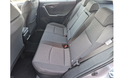 Toyota Rav4 2.5 Hybrid - автомобили, коли, обяви за нови и употребявани 9