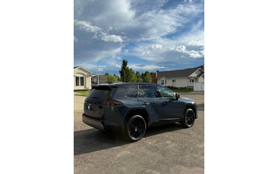 toyota-rav4-2-5l-4cyl-awd - 2