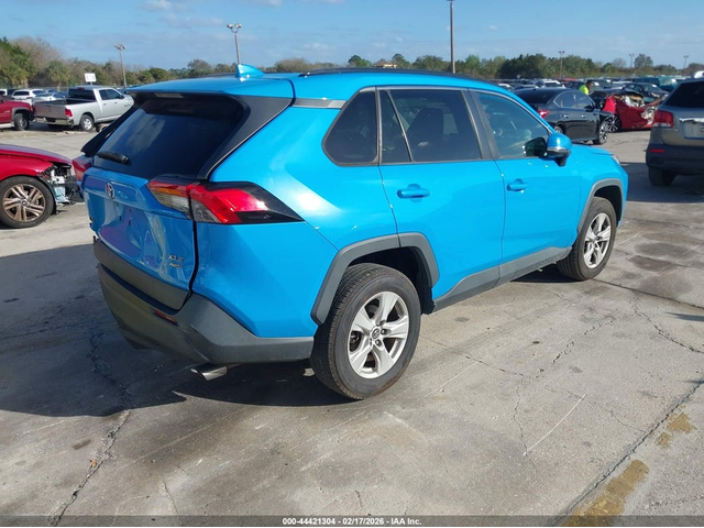 Toyota Rav4 2.5L I-4 DI, DOHC, VVT, 203HP All Wheel Drive - автомобили, коли, обяви за нови и употребявани 3