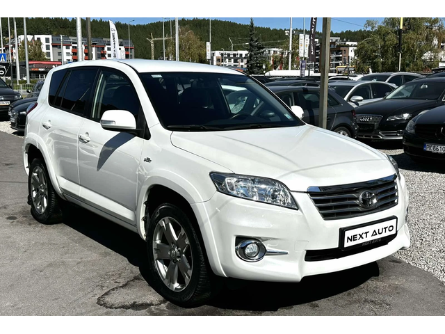 Toyota Rav4 2.2D-CAT 150HP 158, 000KM NAVI CAM EURO5A - автомобили, коли, обяви за нови и употребявани 2