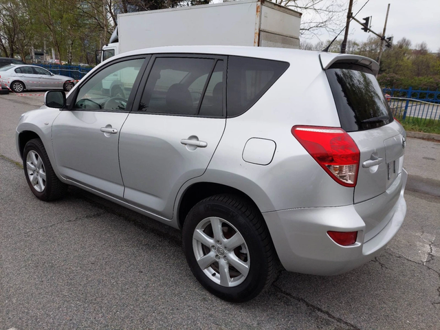 Toyota Rav4 2, 2d-4D 136ps 4x4 - автомобили, коли, обяви за нови и употребявани 2