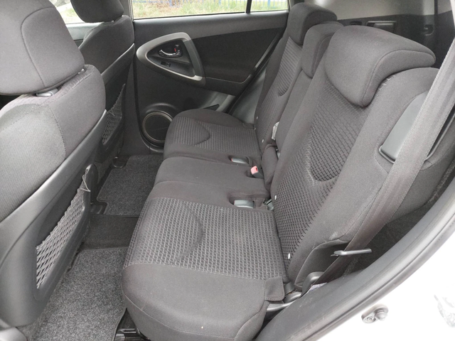 Toyota Rav4 2, 2d-4D 136ps 4x4 - автомобили, коли, обяви за нови и употребявани 6