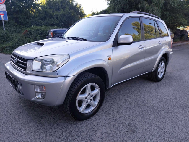Toyota Rav4 2, 0d 116ps 4x4 - автомобили, коли, обяви за нови и употребявани 1