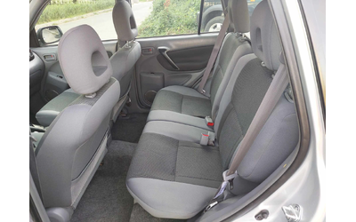 Toyota Rav4 2, 0d 116ps 4x4 - автомобили, коли, обяви за нови и употребявани 8