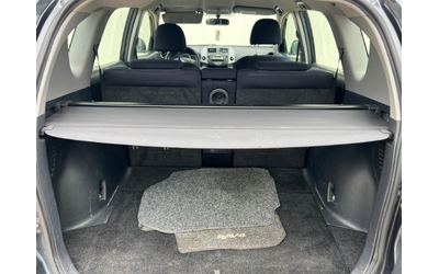 Toyota Rav4 2.2 D-4D 4x4 - автомобили, коли, обяви за нови и употребявани 8