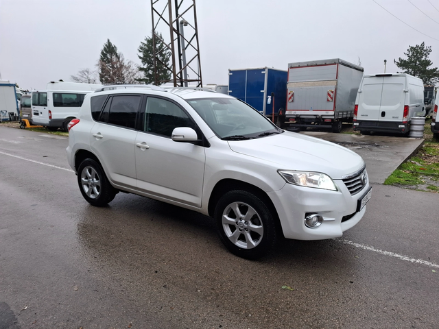 Toyota Rav4 2.2D4D Navi Кожа Подгрев - автомобили, коли, обяви за нови и употребявани 1