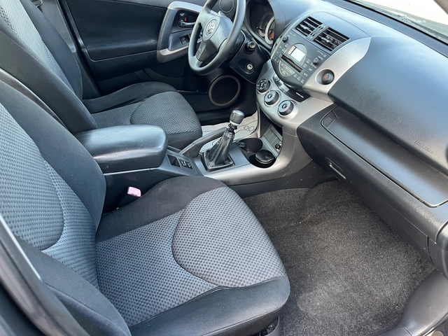 Toyota Rav4 2.2/D4D/4x4/136/6скорости - автомобили, коли, обяви за нови и употребявани 10
