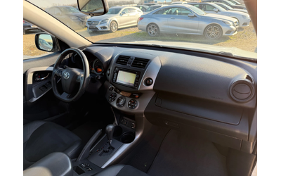 Toyota Rav4 2.2 D4D (КАТО НОВА) - автомобили, коли, обяви за нови и употребявани 11