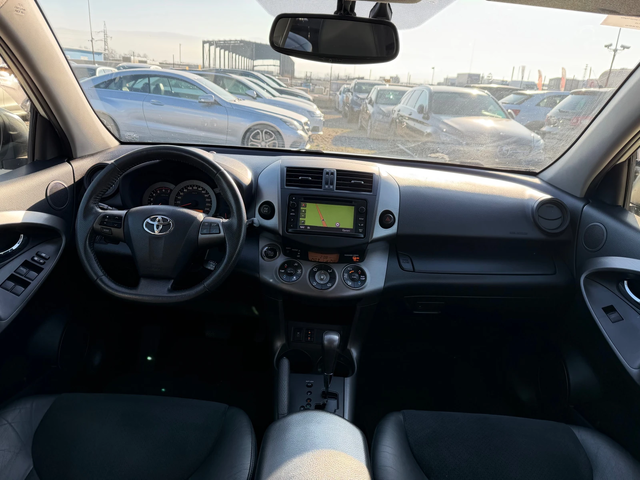 Toyota Rav4 2.2 D4D (КАТО НОВА) - автомобили, коли, обяви за нови и употребявани 13