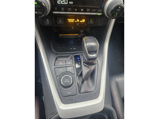 Toyota Rav4 2.5 AWD PLUG IN HYBRID - автомобили, коли, обяви за нови и употребявани 13