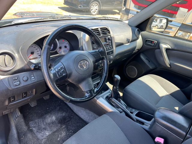Toyota Rav4 2.0 D4D - автомобили, коли, обяви за нови и употребявани 8
