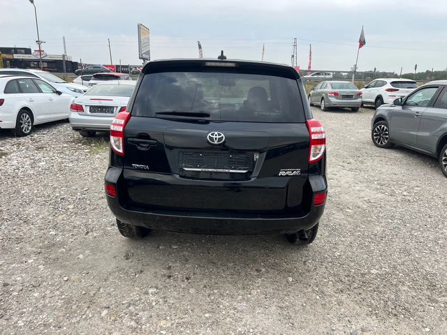 Toyota Rav4 2.2 D4D - автомобили, коли, обяви за нови и употребявани 5