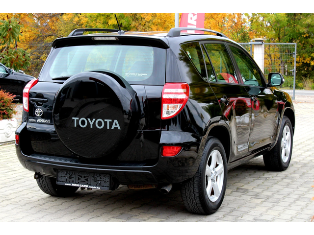 Toyota Rav4 2.2 D-4D НАВИ/КАМЕРА/ЛИЗИНГ - автомобили, коли, обяви за нови и употребявани 6
