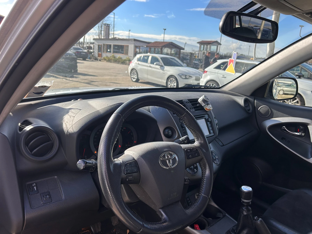 Toyota Rav4 2.2D-4D 4X4 KOJA/NAVI EURO 5 - автомобили, коли, обяви за нови и употребявани 11