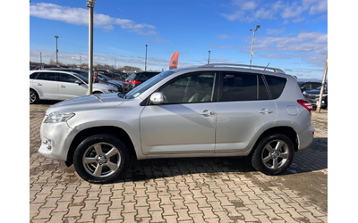 Toyota Rav4 2.2D-4D 4X4 KOJA/NAVI EURO 5 - автомобили, коли, обяви за нови и употребявани 8