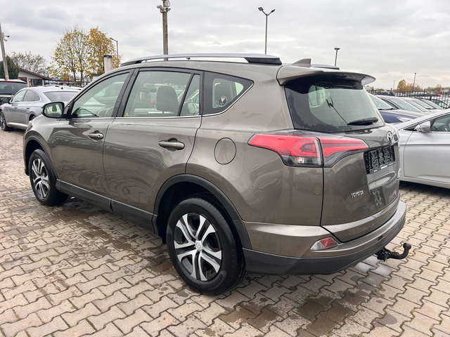 Toyota Rav4 2.0VVTI 4X4 AVTOMAT/NAVI/KAMERA EURO 6 - автомобили, коли, обяви за нови и употребявани 7