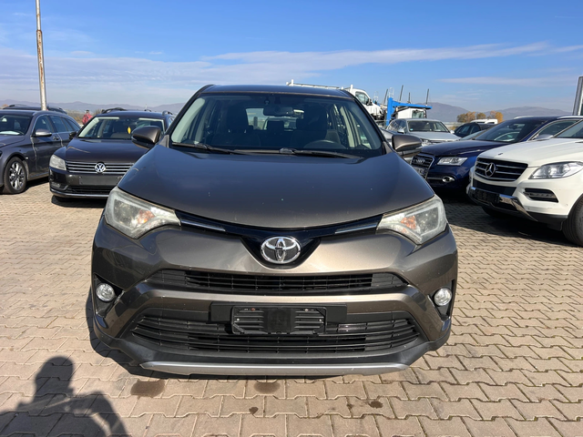 Toyota Rav4 2.0D-4D NAVI/KAMERA EURO 6 - автомобили, коли, обяви за нови и употребявани 2