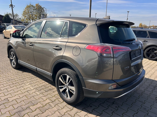 Toyota Rav4 2.0D-4D NAVI/KAMERA EURO 6 - автомобили, коли, обяви за нови и употребявани 7