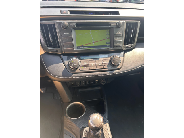 Toyota Rav4 2.2D-4D NAVI/KAMERA EURO 5 - автомобили, коли, обяви за нови и употребявани 11