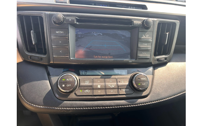 Toyota Rav4 2.2D-4D NAVI/KAMERA EURO 5 - автомобили, коли, обяви за нови и употребявани 12