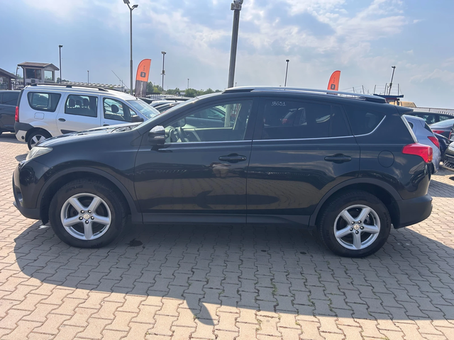 Toyota Rav4 2.2D-4D NAVI/KAMERA EURO 5 - автомобили, коли, обяви за нови и употребявани 8