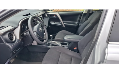 Toyota Rav4 2.5  Bensin Hybrid Navi Камера Swiss - автомобили, коли, обяви за нови и употребявани 14