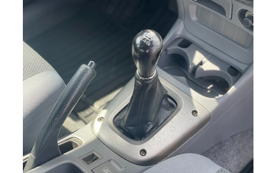 Toyota Rav4 2.0VVT-i 4x4 - автомобили, коли, обяви за нови и употребявани 13