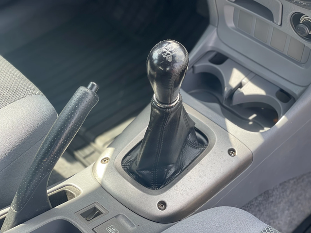 Toyota Rav4 2.0VVT-i 4x4 - автомобили, коли, обяви за нови и употребявани 13