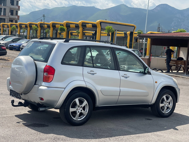 Toyota Rav4 2.0VVT-i 4x4 - автомобили, коли, обяви за нови и употребявани 5