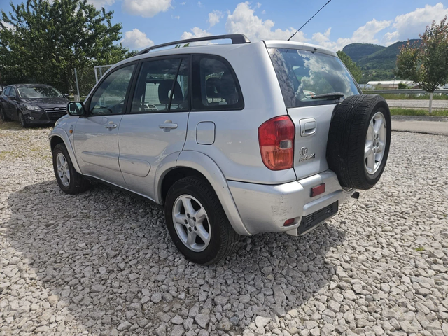 Toyota Rav4 * Klima* 4x4 - автомобили, коли, обяви за нови и употребявани 5