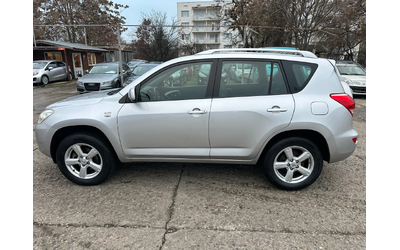 Toyota Rav4 2.0 D4D - автомобили, коли, обяви за нови и употребявани 7