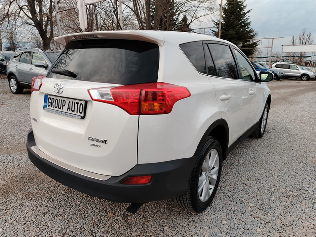 Toyota Rav4 2.2 D4D-150к.с/4x4/КЛИМАТРОНИК /НАВИГАЦИЯ!!! - автомобили, коли, обяви за нови и употребявани 6