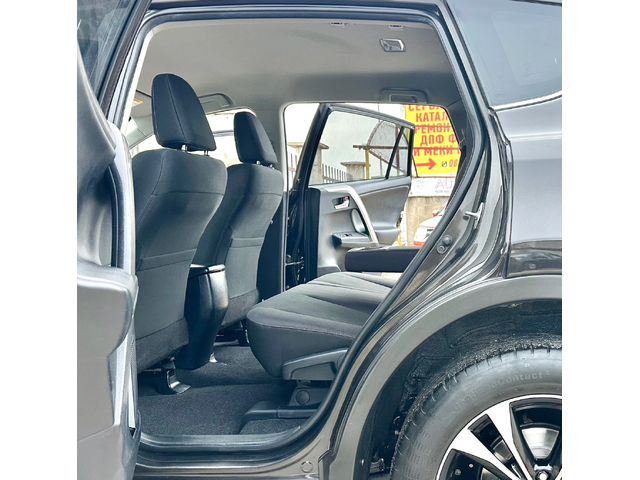 Toyota Rav4 2.0 VVT-I 152HP 4x4 - автомобили, коли, обяви за нови и употребявани 11