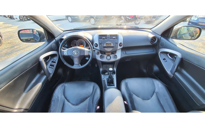 Toyota Rav4 2.2 D-CAT 4WD - автомобили, коли, обяви за нови и употребявани 10